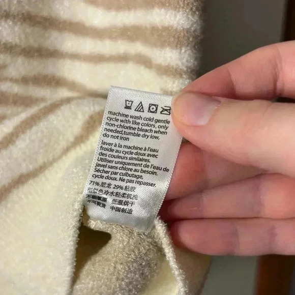 NWT Barefoot Dreams CozyChic Ultra Lite Dolman S/S Pullover - Picture 8 of 8